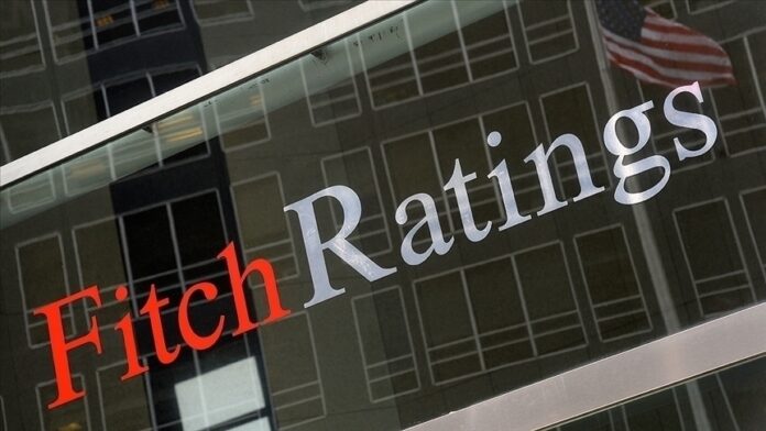 Fitch, Türkiye için orta vadeli büyüme tahminini yükseltti