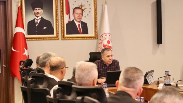 İçişleri Bakanlığı'nda Güvenlik ve İstihbarat Toplantısı