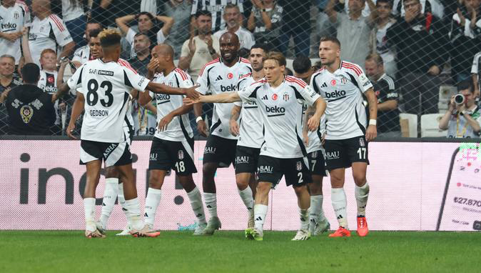 Beşiktaş, Eyüpspor'u 2 golle geçti