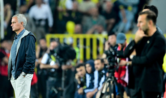 Dev derbi dünya medyasında- Osimhen, Mourinho'yu nakavt etti