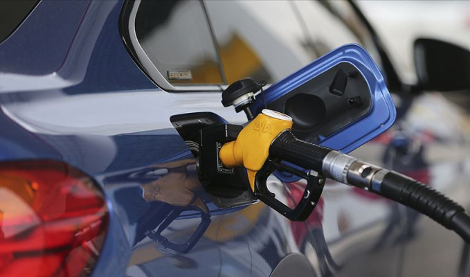 Benzine zam geliyor!