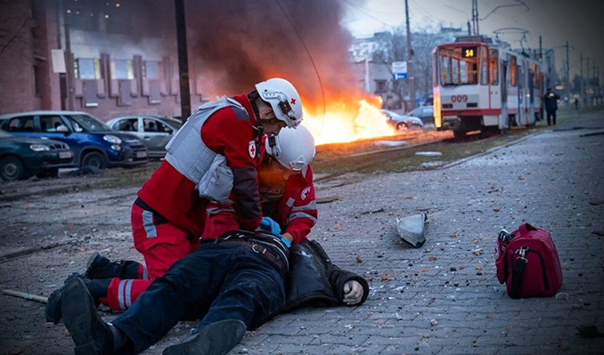 Rusya'dan Zaporijya'ya hava saldırısı- 13 ölü, 30 yaralı!