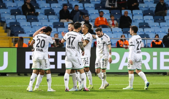 ''Evine geri döndü''- Kocaelispor 16 yıl sonra Süper Lig'de