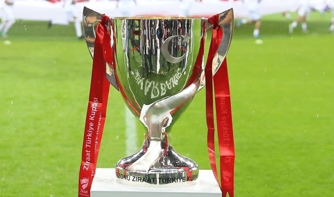 Galatasaray'ın kupada yarı final maçını hangi hakem yönetecek?