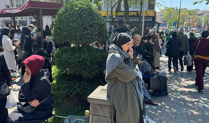 İstanbul'da şiddetli deprem!
