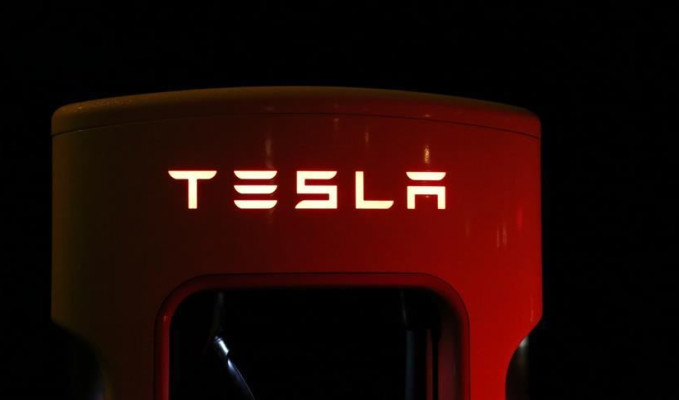 Tesla'nın karı ilk çeyrekte yüzde 71 geriledi