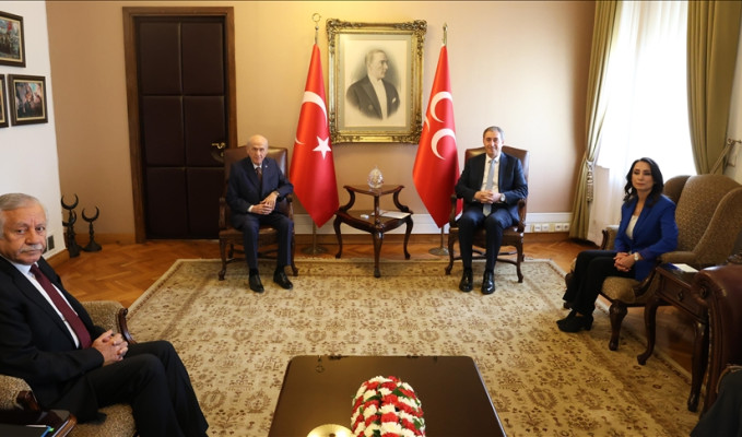 DEM Parti heyeti Bahçeli'yi ziyaret etti