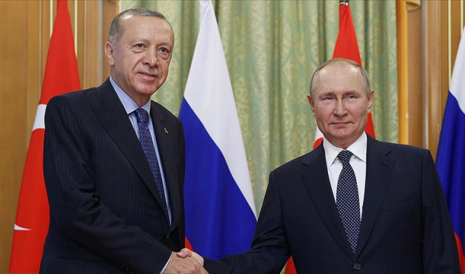 Erdoğan, Putin ile görüştü- Ev sahipliği yapmaya hazırız