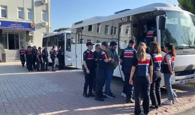İBB'ye 3. dalga operasyonunda şüpheliler adliyeye sevk edildi