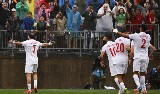 3 dakikada geri dönüş! ABD'yi 2-1 yendik
