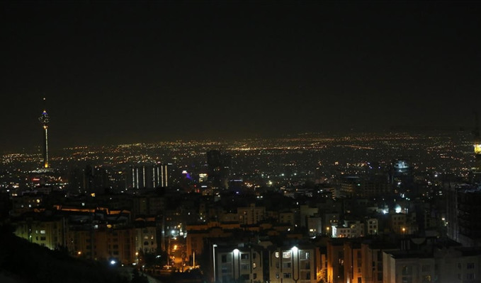 İsrail Kirmanşah'ı vuruyor- Askeri tesislere saldırı