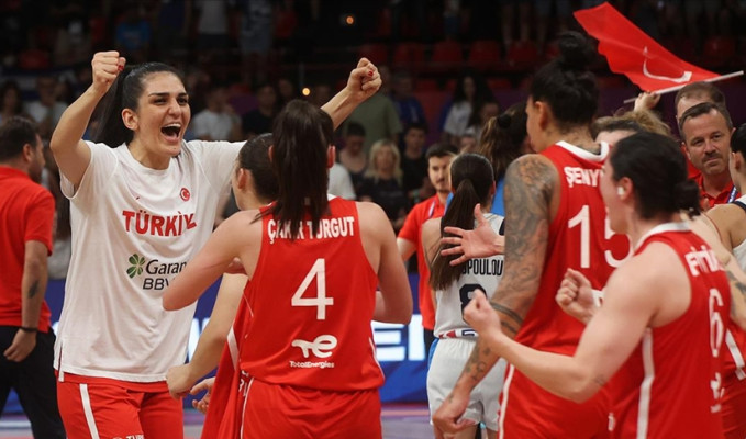 Potanın Perileri Yunanistan'ı yenerek çeyrek finale kaldı