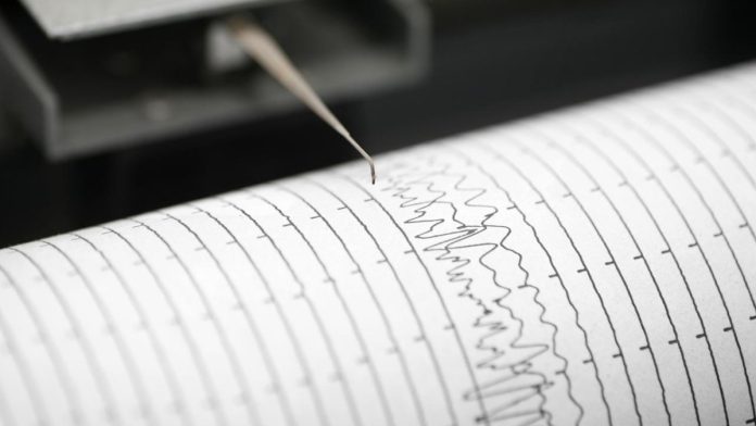 Balıkesir'in Sındırgı'da yeni deprem!