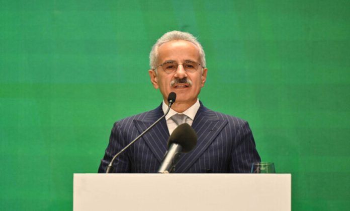 Uraloğlu'ndan 5G mesajları- Ekimde ihale ilk sinyal 2026'da