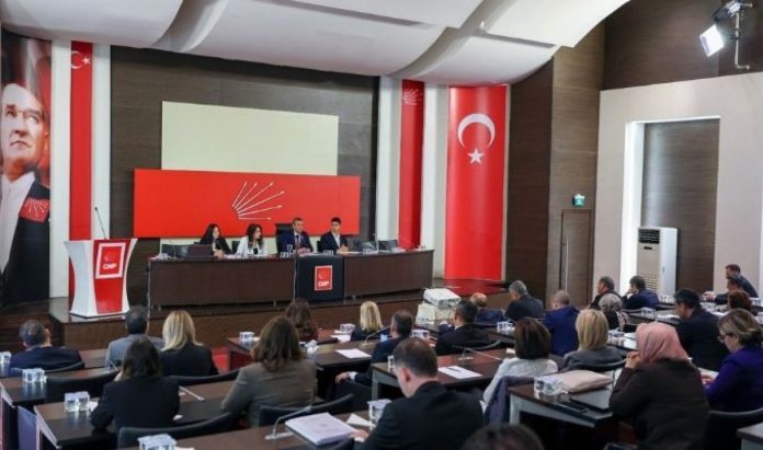 CHP’de kurultay sonrası ilk PM toplantısı- MYK üyeleri belli oldu!