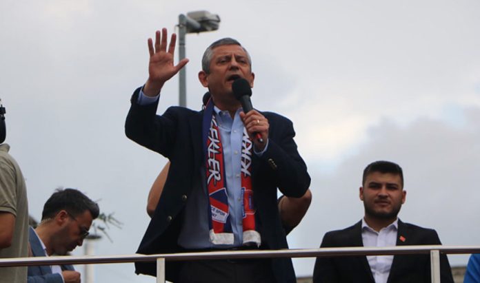 Özgür Özel- Korkmuyoruz, teslim olmuyoruz