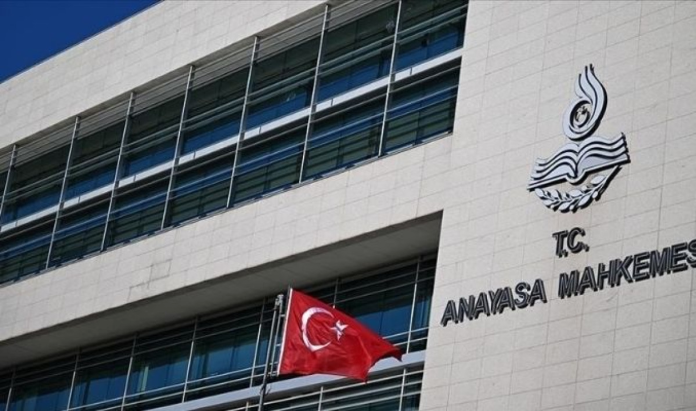 AYM'den Cumhurbaşkanına ilişkin 'hisse senedi' kararı