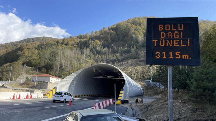 Bolu Dağı Tüneli İstanbul yönü kısmen trafiğe kapatılacak