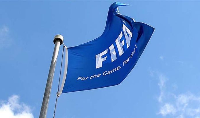 FIFA'dan 2 Süper Lig kulübüne transfer yasağı