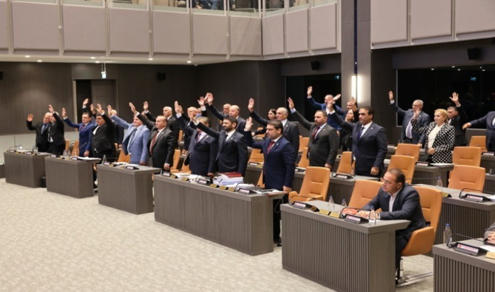 KKTC Cumhuriyet Meclisi, iki devletli çözüm önerisini onayladı
